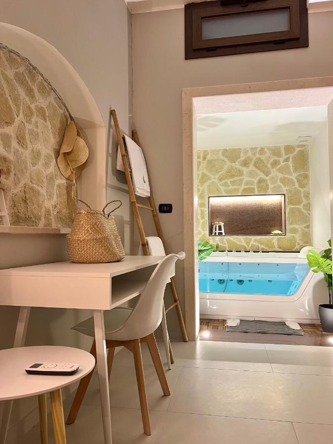 Apartamento Brama Wellness Experience Bríndisi Exterior foto